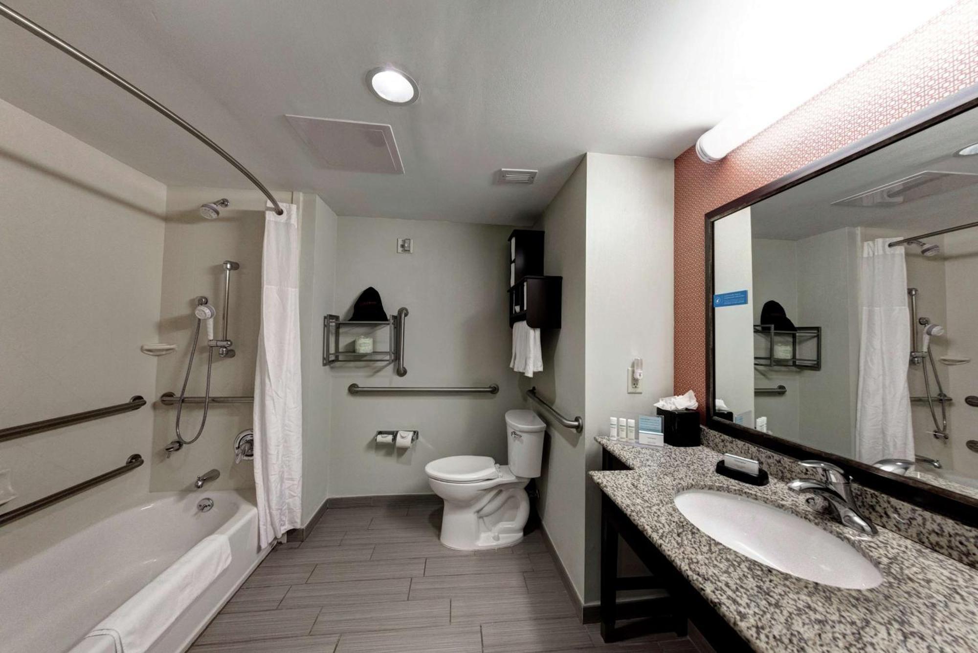 Motel Hampton 3*